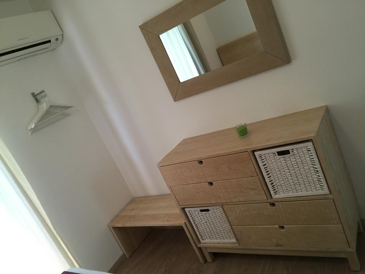 Apartamentos Delfin Es Calo  Dış mekan fotoğraf