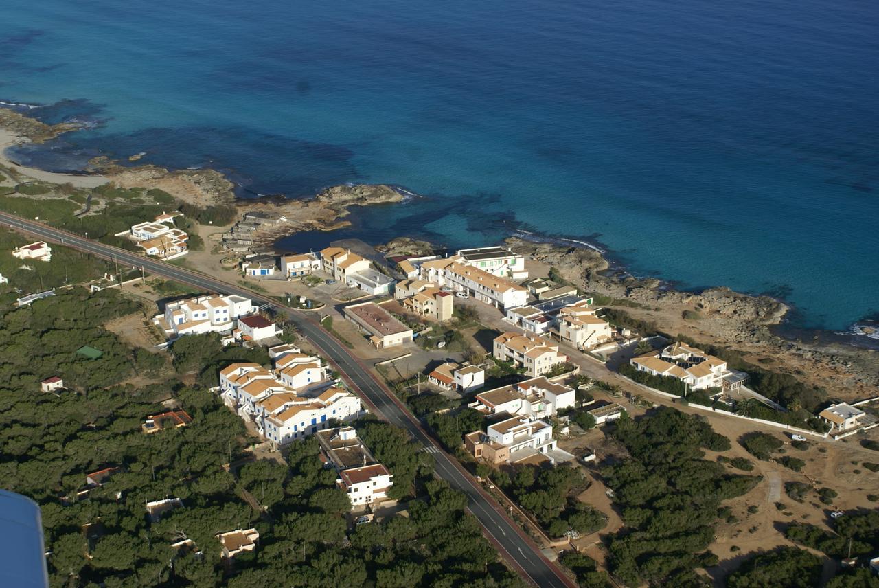 Apartamentos Delfin Es Calo  Dış mekan fotoğraf