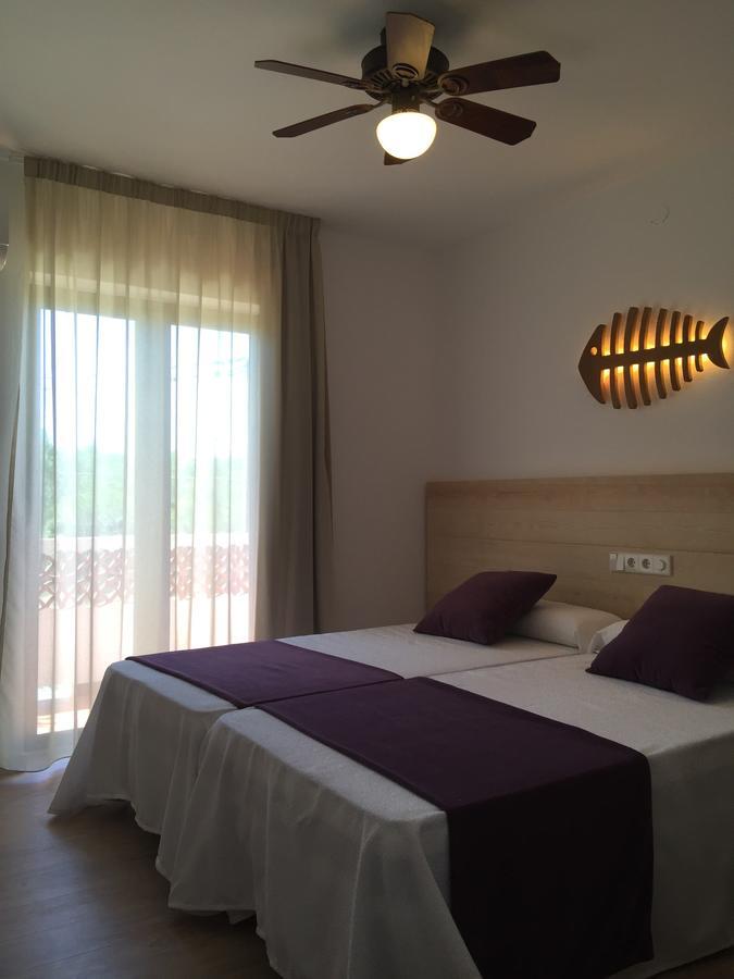 Apartamentos Delfin Es Calo  Dış mekan fotoğraf