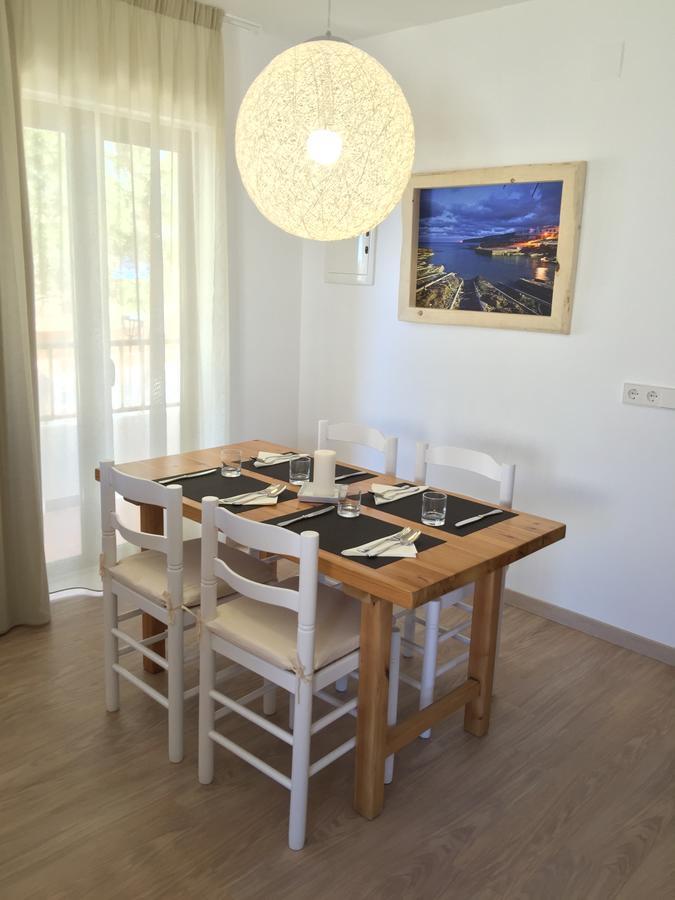 Apartamentos Delfin Es Calo  Dış mekan fotoğraf
